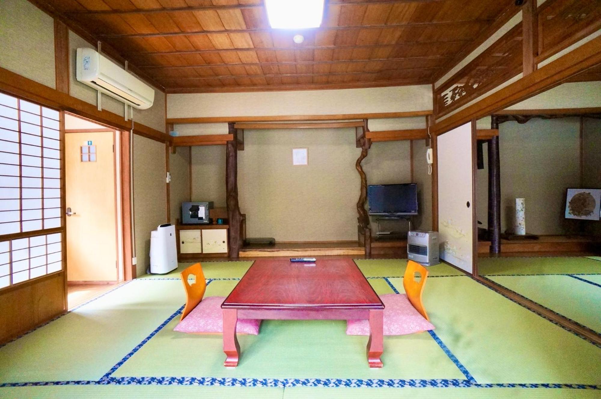 Takaosou Hotel Yufu Eksteriør billede