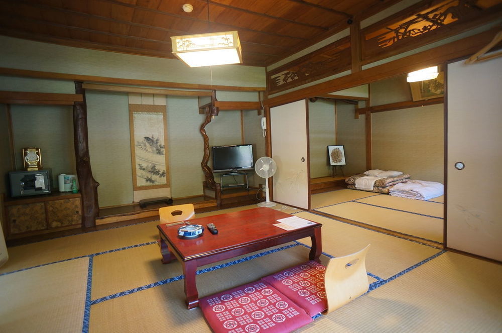 Takaosou Hotel Yufu Eksteriør billede